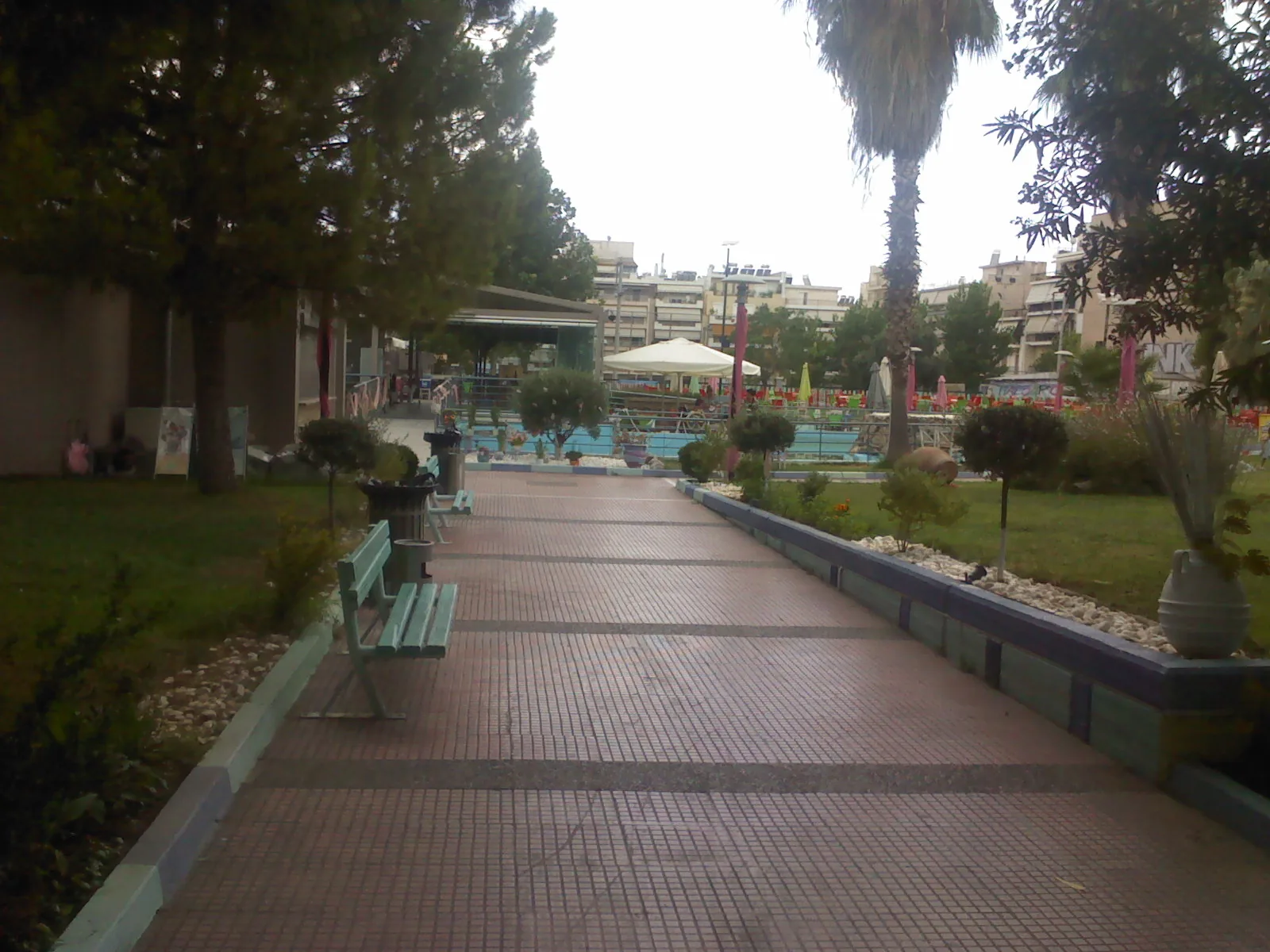 Kaminia · Gennimata Meydanı